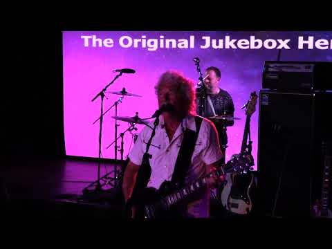 The Original Jukebox Heroes - Vauxhall, May 2022 "Dynamite" cover.