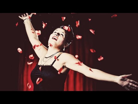 What is the difference between "dancing" and "performing" tango? | Tango Banter #55