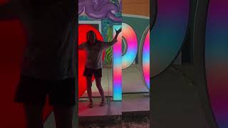 LIFE IS GOOD, KENNY CHESNEY