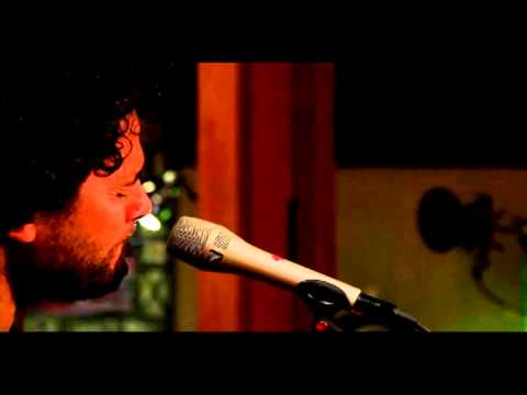 RALY BARRIONUEVO Y LITO VITALE - Zamba De Usted (Acpustico - HD)