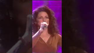 Gloria Estefan - Montuno