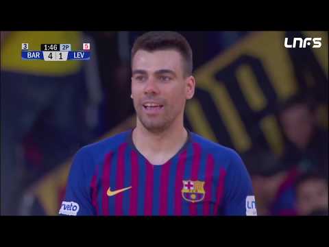 1/4 Final, Jogo 2: Barcelona 5-1 Levante