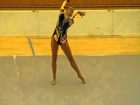 O hradeckou stuhu 2012 - seniorky: 8. - 11. místo