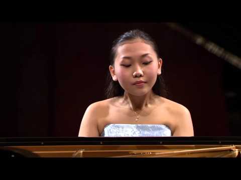 Aimi Kobayashi – Waltz in F major Op. 34 No. 3 (second stage)