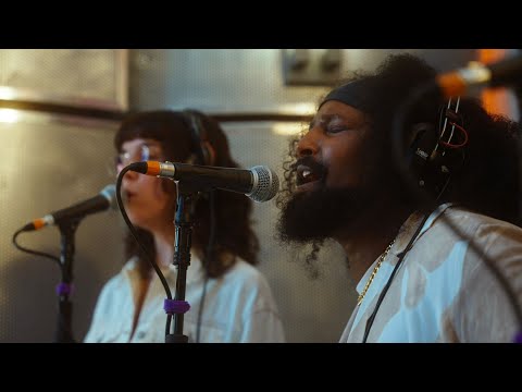 Spaceships - CARRTOONS (Greetings Session Live From Dimension 70)