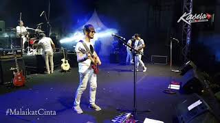 Download lagu Radja - malaikat cinta mp3 Download lagu Radja - malaikat cinta mp3