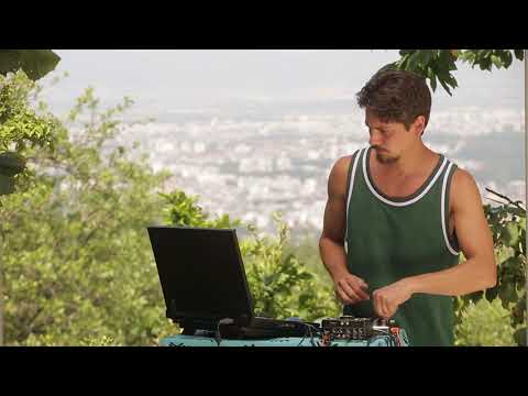 Kin Riddimz X Dada Yute - Mama Africa (Old Tape Riddim) Live Dub