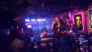 Tyra Renee -floetry Say Yes- Terrell Carter Sings to Tyra @Village Underground