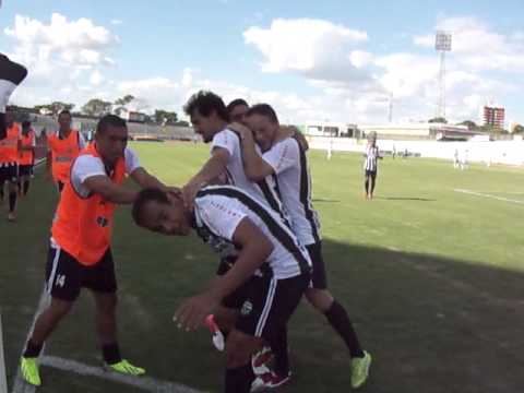 Gol de Fabiano - o 3º do Maringá FC contra o Arapongas EC