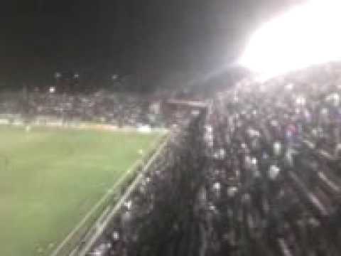 BOROMBOMBO BOROMBOBO EL QUE NO SALTA ES TANTENGON (8)