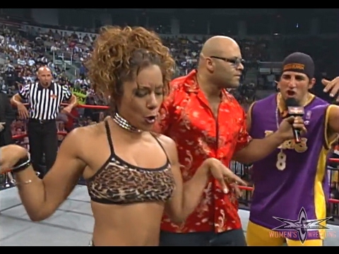 (720pHD): WCW Nitro 08/14/00 - Mysterio/Guerrera (w/Tygress & Filthy Animals) vs. Vampiro/Great Muta