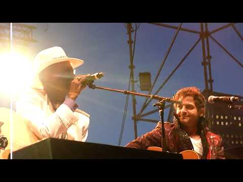 Larry Graham/Matthieu Chedid - Paris 18 06 16 - “Tell Me What It Is” 4/7