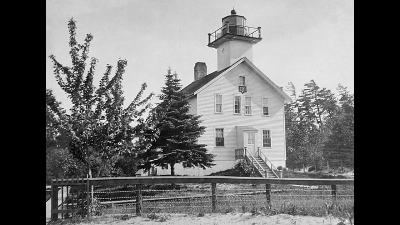 #32 Cheboygan Point Lighthouse