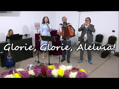 'Glorie, Glorie, Aleluia!' - Criss, Cornel Cuibus şi Iacob Coman la trompetă