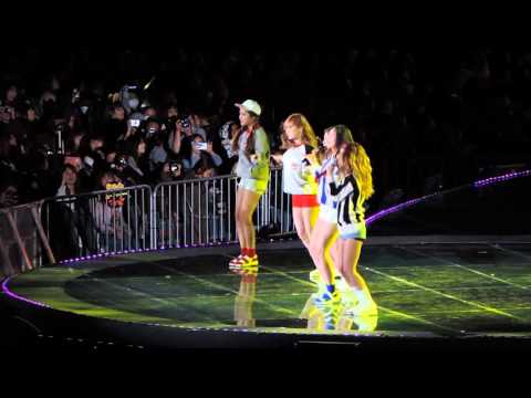 [HQ FANCAM] 151009 Red Velvet 레드벨벳 "Ice Cream Cake" @ OneK Concert 원케이 콘서트