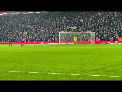 Diogo Jota winning penalty vs Leicester City..🤩