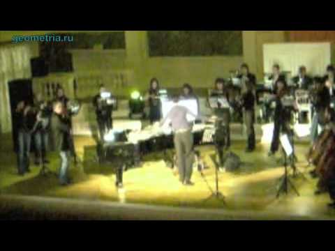 Dj Vincent Vega plays orchestra