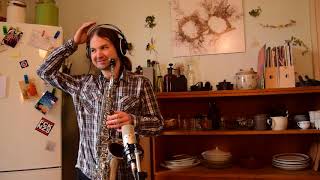 Video Trio 43 - I Can´t Help It (cover)