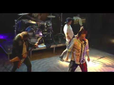 PLEXIS A JOHNY CHAOS - SVĚT JSOU BÁRY, TELEVIZE - 35 let Plexis - Lucerna Music Bar - 31.10.2019