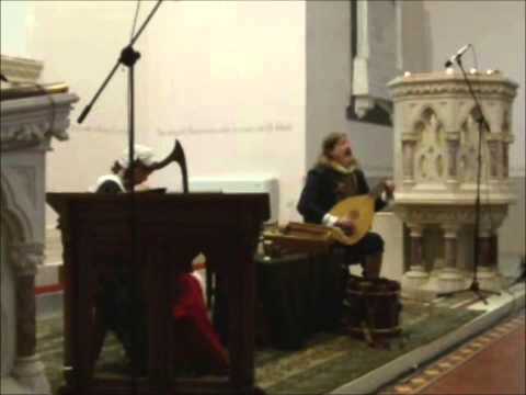 Caillin Og A Stuir A Me - performed on harp and lute