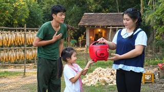 Download lagu Life in the mountains: Harvesting corn and a heartwarming gift from a country girl. mp3
