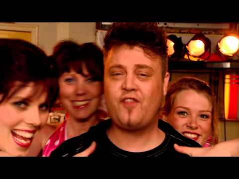 Mooi Wark - Bok 'm d'r op! - Officiële  Videoclip