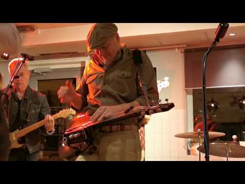 The Fortunate Few - Rats and Roses