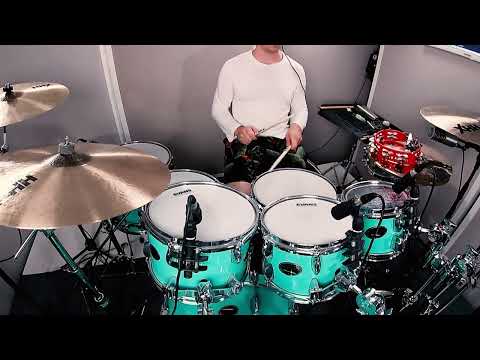 Shuffle groove in 4/4 and 6/8 feel