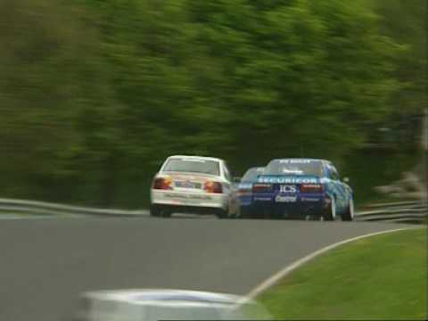 BTCC 1992 Cleland crashes at Oulton Park