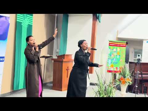 Vestina na Dorcas basezeyeho abantu ba Canada 🇨🇦 