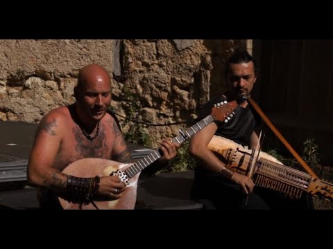 Luc Arbogast.Medieval.Singer.Moyen Age ! Bard.Troubadour.Amazing Voice Video