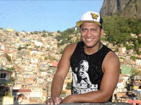 Renato da Rocinha - Moro lá