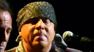 Bruce Springsteen "Two Hearts" St.Paul,Mn  2/29/16 HD