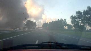 preview picture of video 'Aanhanger in brand op A9 bij Uitgeest'