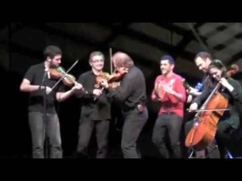 Alasdair Fraser y Natalie Haas & Bulla Timpánica