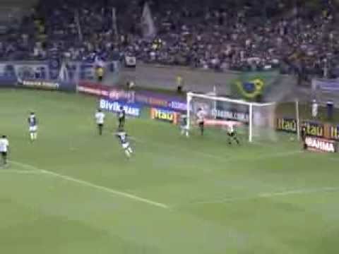 Os melhores momentos de Cruzeiro 5 x 3 Criciúma - 26/10/13