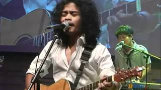 Download lagu Blackout - Resiko Orang Cantik (live in Universitas Bunda Mulia) mp3