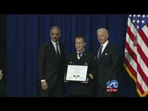 Two Virginia Beach firefighters receive Medal of Valor at White House