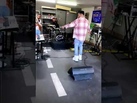 Marco_calone-si_si_felice_tu(live band)