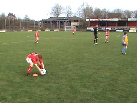 Blauw Geel'38 - DOVO JO11-1 strijd om 3e-4e plek