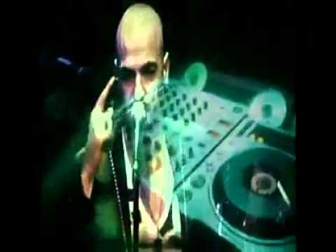 Dj ibrahim Çelik - SONER SARIKABADAYI - PAS (Electronic)