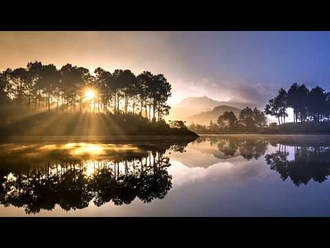 Puiu Chibici şi Corul de copii de la Vicovu de Jos – Tu meriţi toată lauda