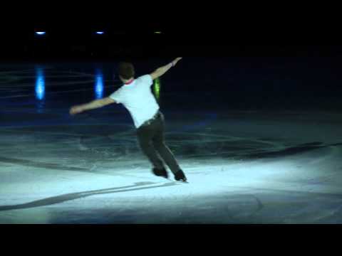 Plan Jäägaala - Koska olen tyttö - 13.4.2011 - 01 Viktor Zubik