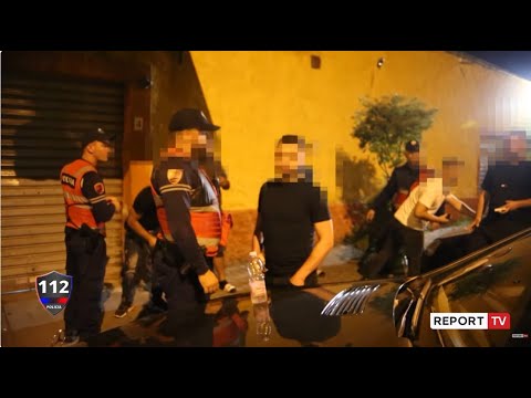 112/ Policia kap në flagrancë të riun me armë në brez. Vajzat i fshihen “grabitësit”