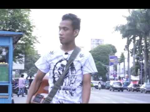 download lagu mp3 mp4 Download Lagu Minang Andra Respati Ratok Anak Rantau, download lagu Download Lagu Minang Andra Respati Ratok Anak Rantau gratis, unduh video klip Download Lagu Minang Andra Respati Ratok Anak Rantau