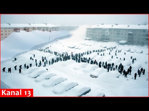 Heavy snowfall in Russia buries high-rise buildings –Residents carve out tunnels to leave homes