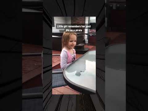 Kleiner Pirat wiedergeboren: Kleines Mädchen erzählt die Geschichte ihres früheren Lebens! #Reink...