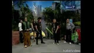 Download lagu Sule Andre - Follow Me (Opera Van Java - Punk In Pink).mp4 mp3 Download lagu Sule Andre - Follow Me (Opera Van Java - Punk In Pink).mp4 mp3