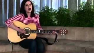 Amy MacDonald - Don&#39;t Tell Me It&#39;s Over&#39; - Acoustic in The Indigo Lounge