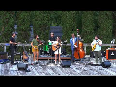 Kate Rhudy - Groove in the Garden 2018